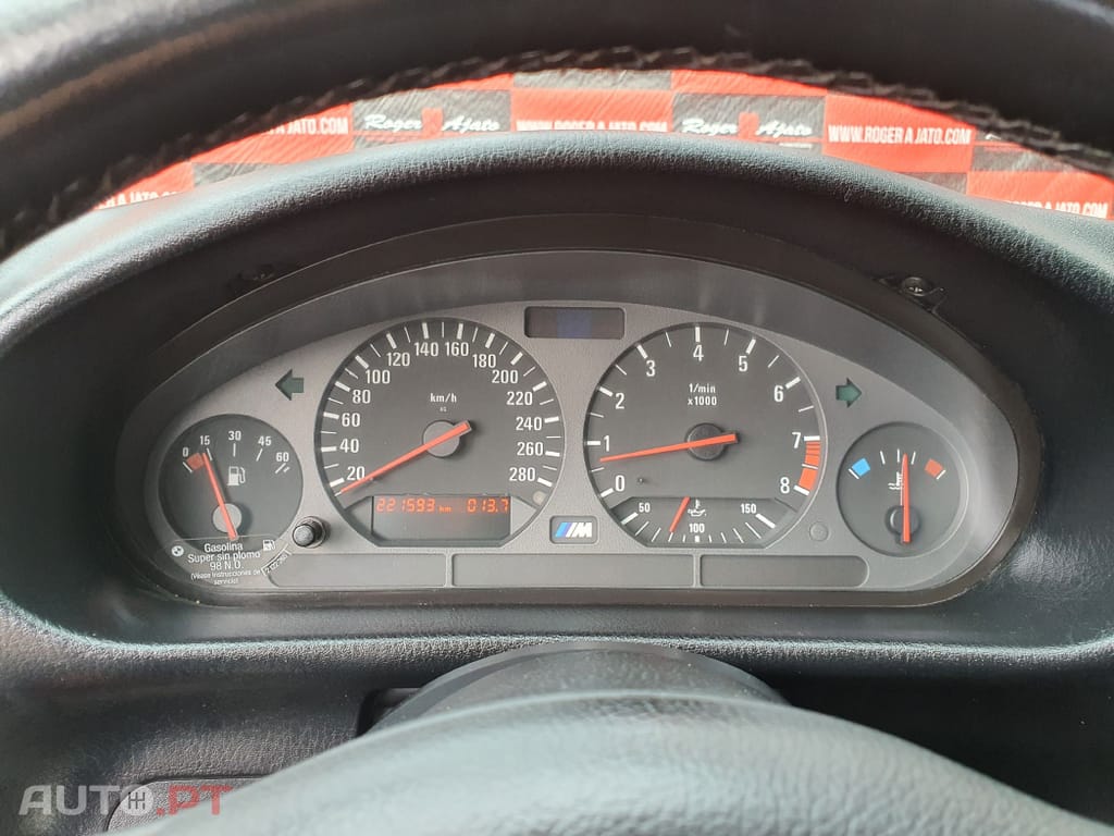 BMW M3 COUPE - 285CV