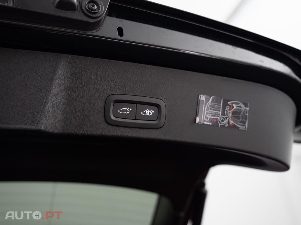 Volvo XC40 1.5 T5 PHEV Inscription Expression