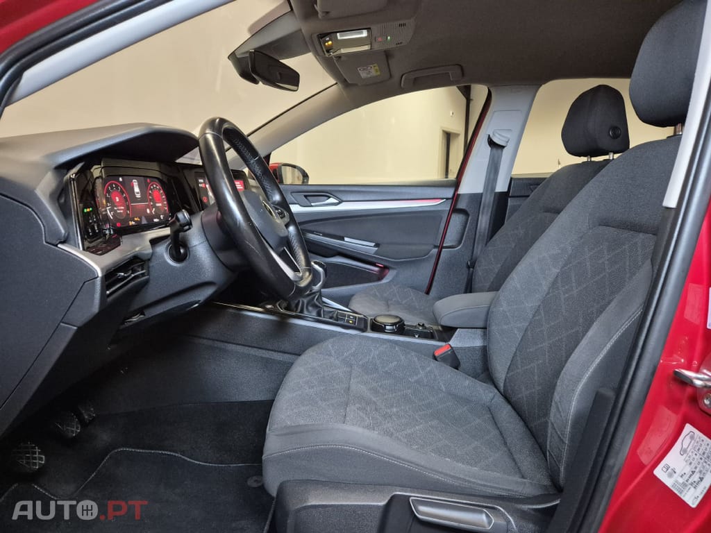 Volkswagen Golf Variant 1.5 TSI Life 