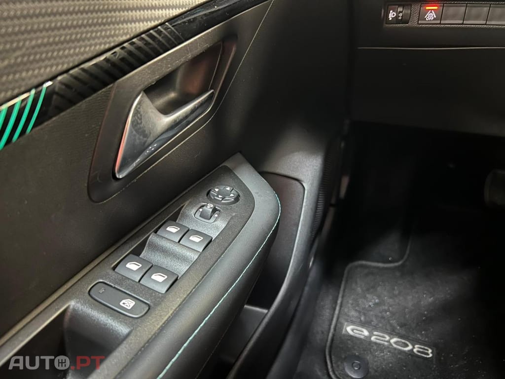 Peugeot 208 Allure Versão Eléctrica