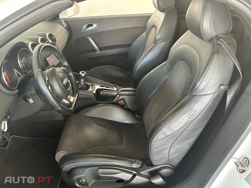 Audi TT 2.0 TFSi S-line