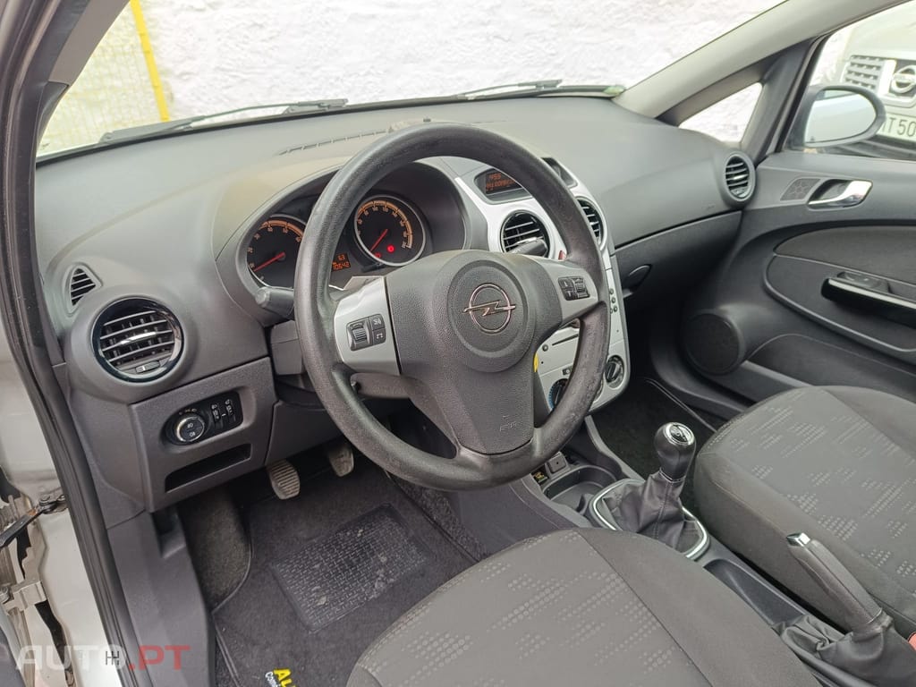 Opel Corsa 1.2 City FlexFuel
