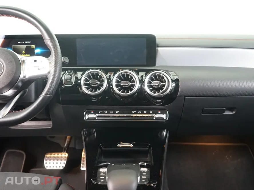 Mercedes-Benz CLA 250 e AMG Line