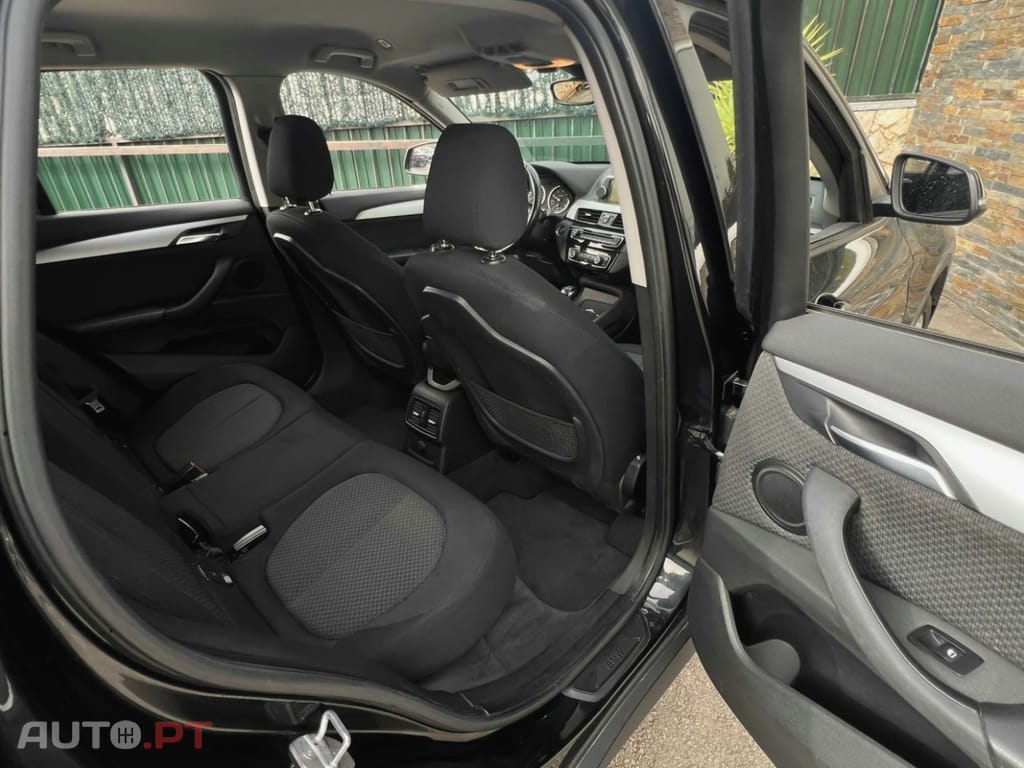 BMW X1 18 d sDrive Auto