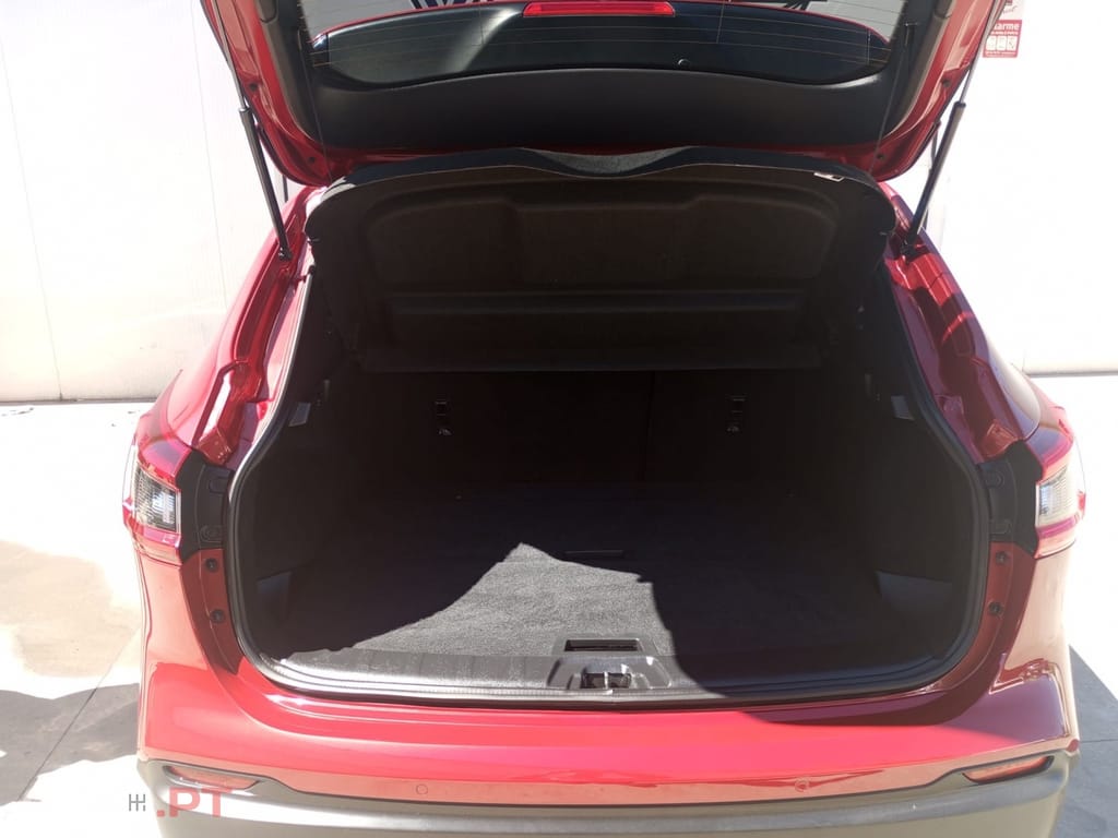 Nissan Qashqai 1.2 DIG-T N-Connecta 18 Xtronic