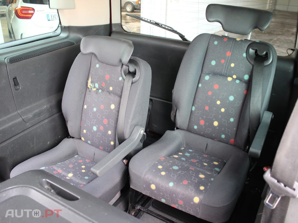 Mercedes-Benz Vaneo 1.7 CDi Family 7L