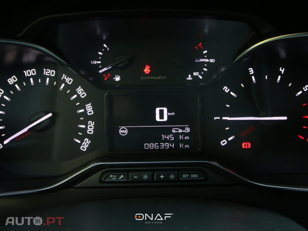 Citroen C3 1.2 Pure Tech Shine J17"
