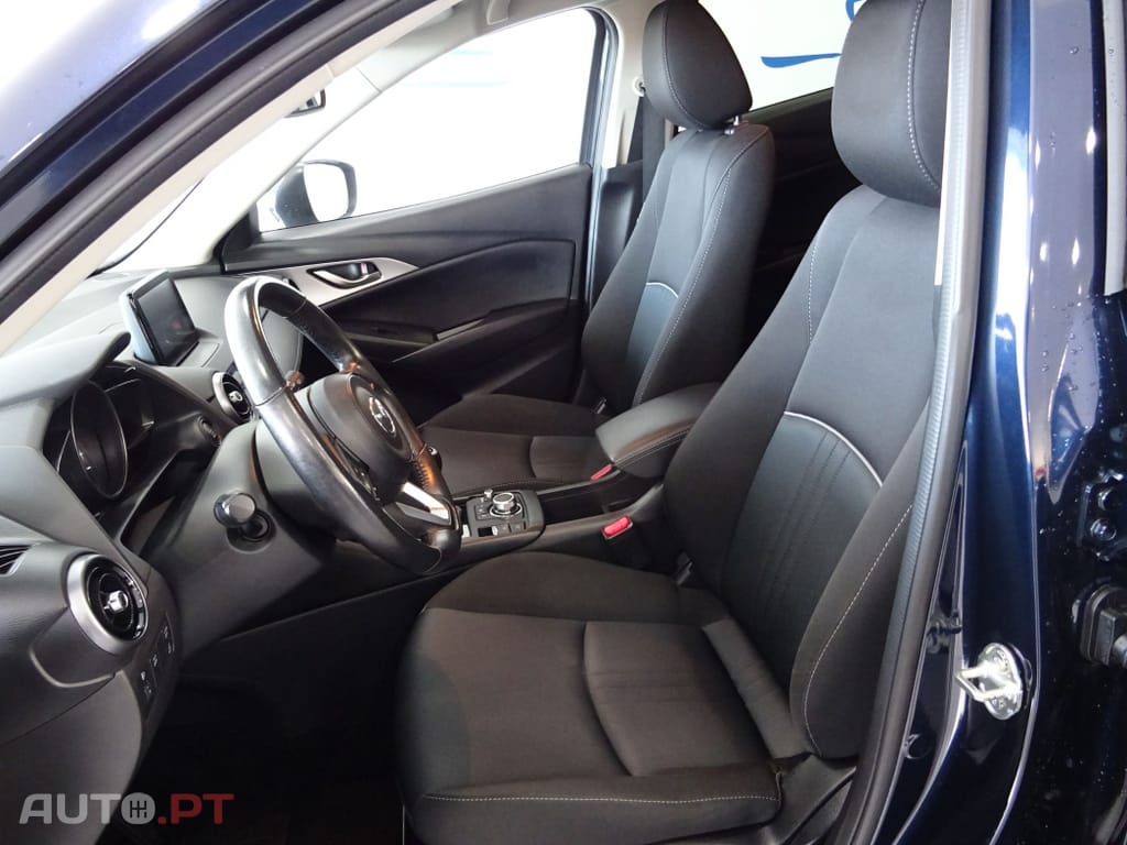 Mazda CX-3 1.8 Sky.Advance Navi