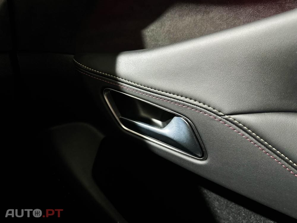 DS DS4 E-TENSE 225 PERFORMANCE LINE