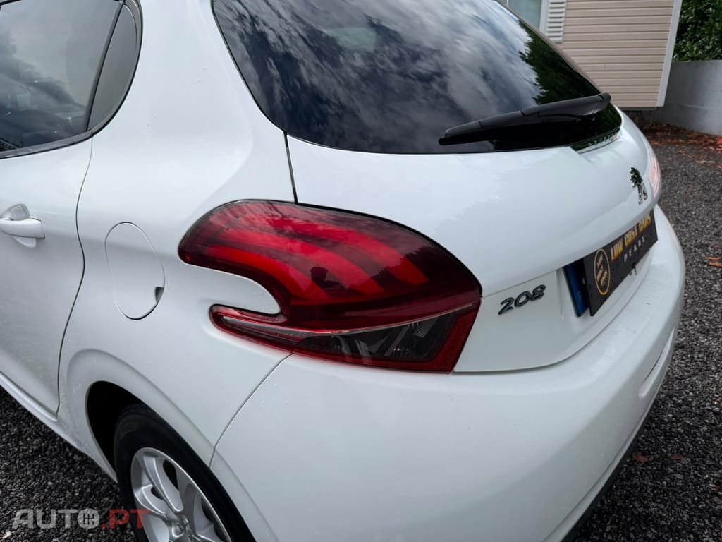 Peugeot 208 1.6 BlueHDi Style