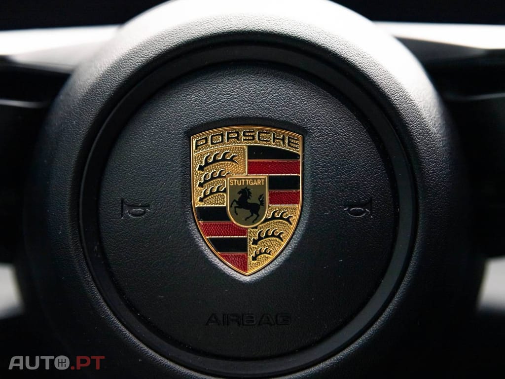 Porsche Taycan 4S bateria Performance Plus