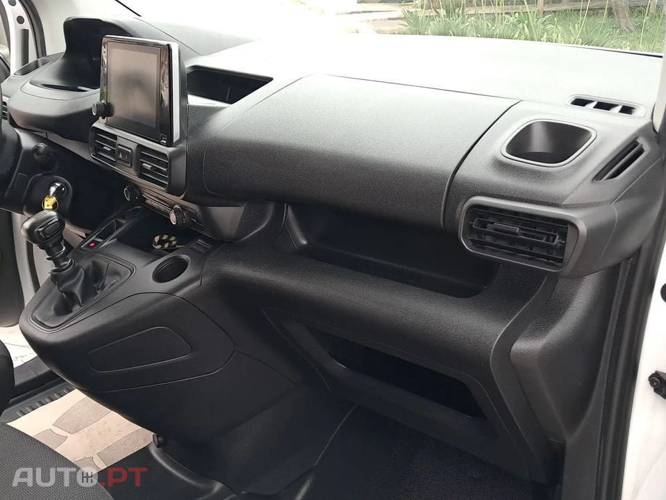 Peugeot Partner 1.5 BlueHDi Premium Standard