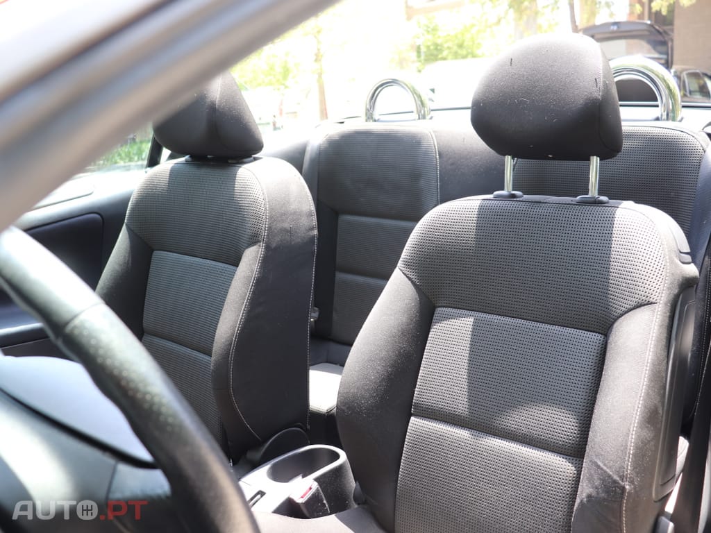 Peugeot 207 CC Millesim 200