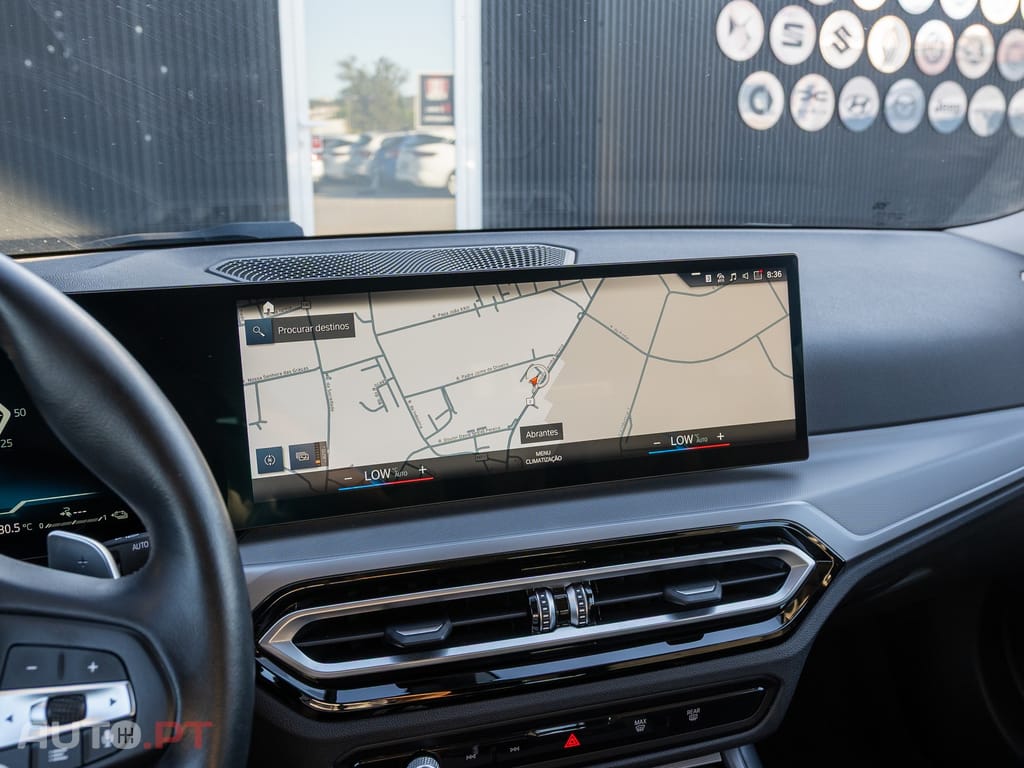 BMW 330 e Auto