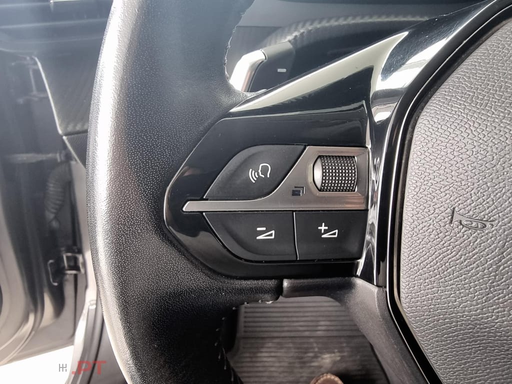 Peugeot 208 1.2 PureTech Allure Pack EAT8