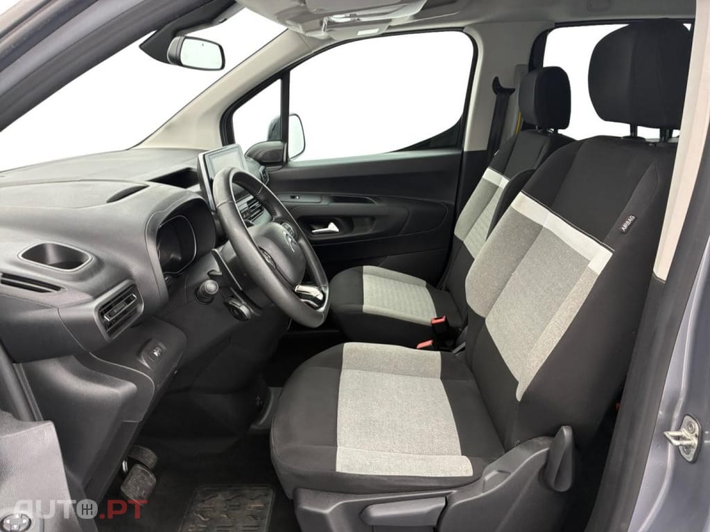 Citroen Berlingo 1.2 PureTech XL Feel Pack EAT8