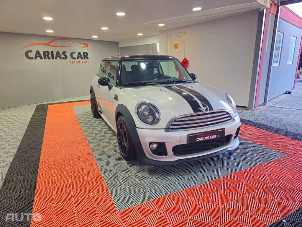 MINI Cooper D ( Kit John Cooper Works )