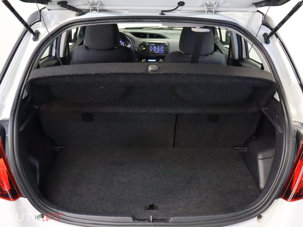 Toyota Yaris 1.5 Híbrido Comfort