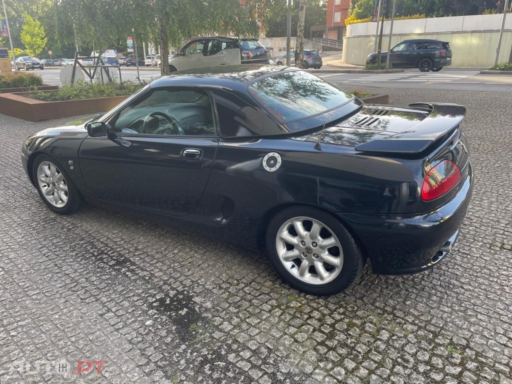 MG MGF 1.6 — fotografia 4
