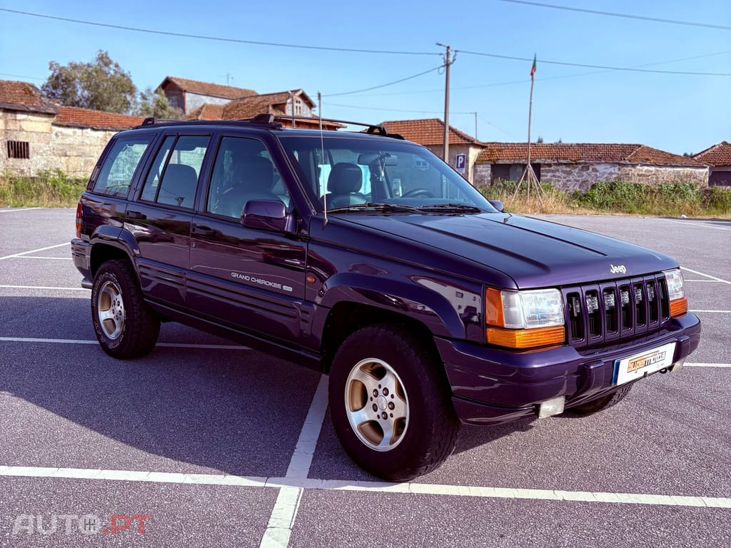 Jeep Grand Cherokee 2.5 TD Official