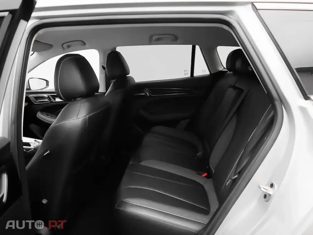 MG MG5 61 kWh Luxury