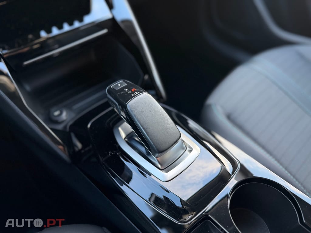 Peugeot E-208 50 kWh Allure