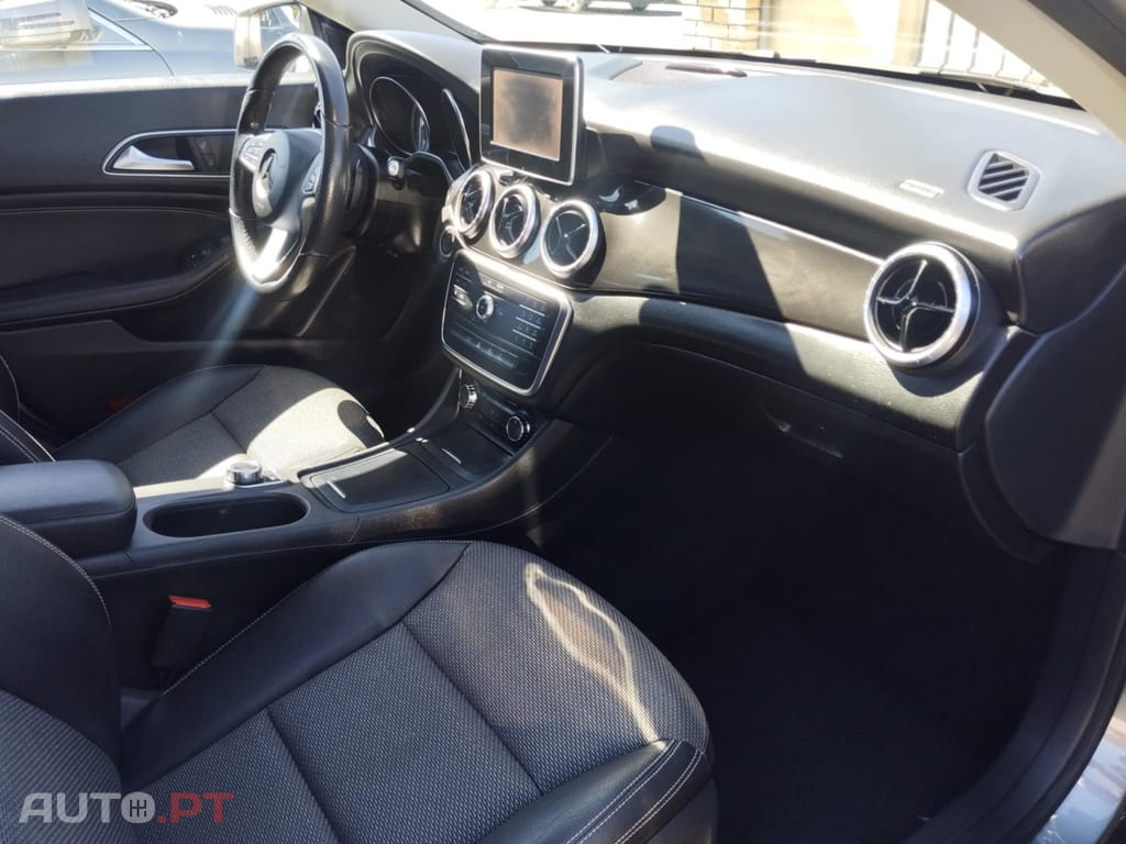 Mercedes-Benz CLA 200 200d