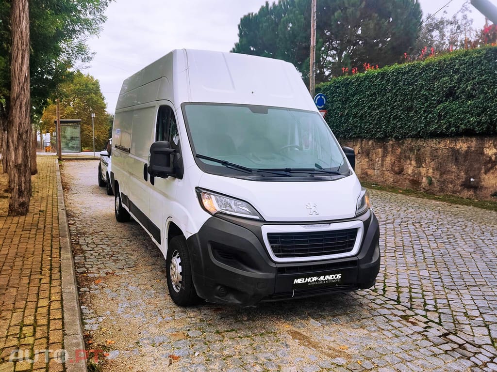 Peugeot Boxer 2.2 BlueHDi