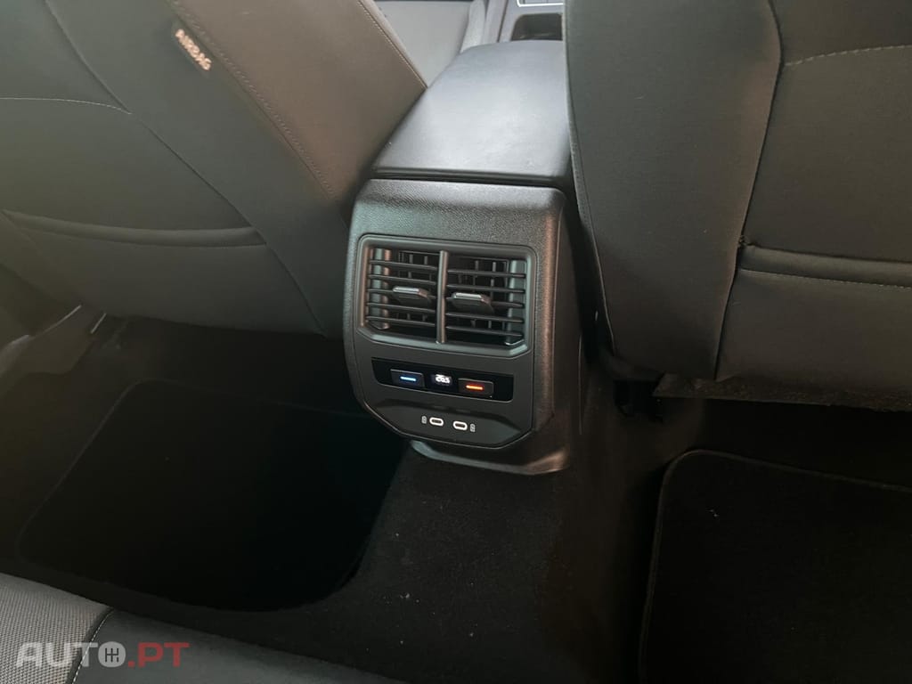 Seat Leon 1.0 eTSI Xcellence DSG