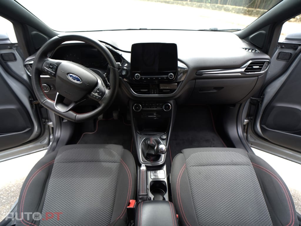 Ford Puma 1.0 Ecoboost Hybrid ST-Line Design