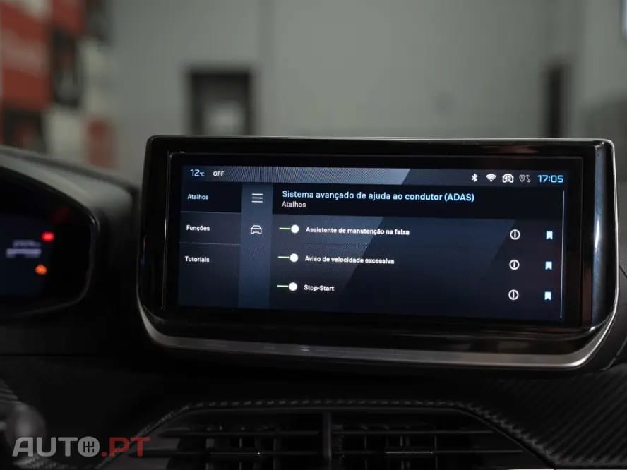 Peugeot 2008 1.2 Hybrid Allure e-DCS6