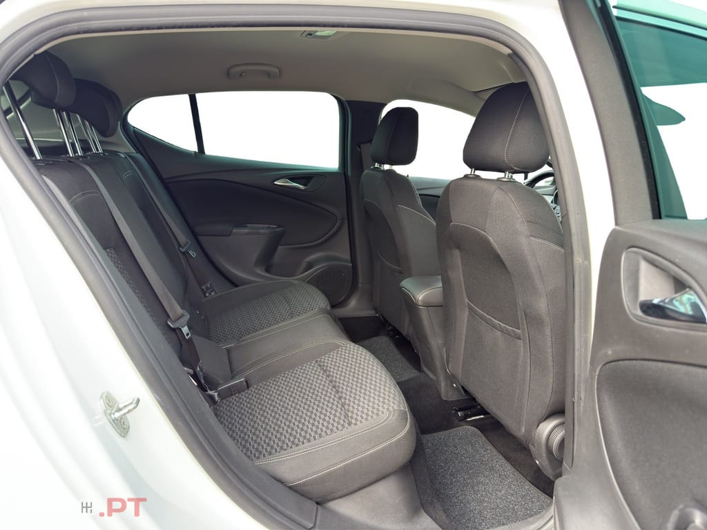 Opel Astra 1.6 CDTI Dynamic S/S