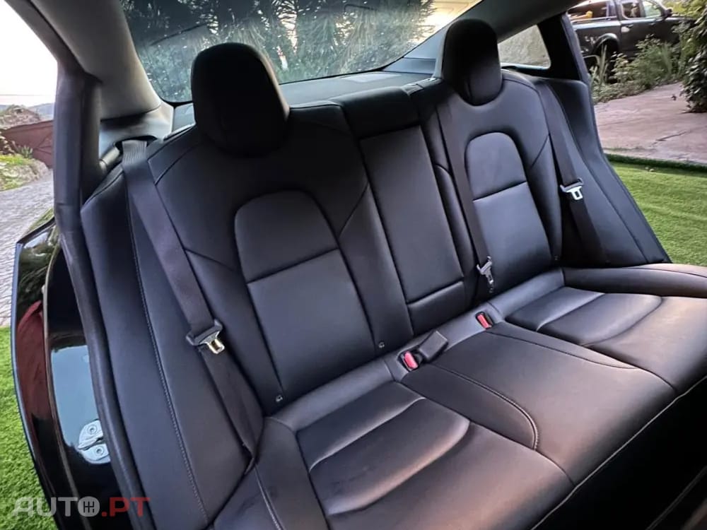 Tesla Model 3 Long Range AWD Dual Motor