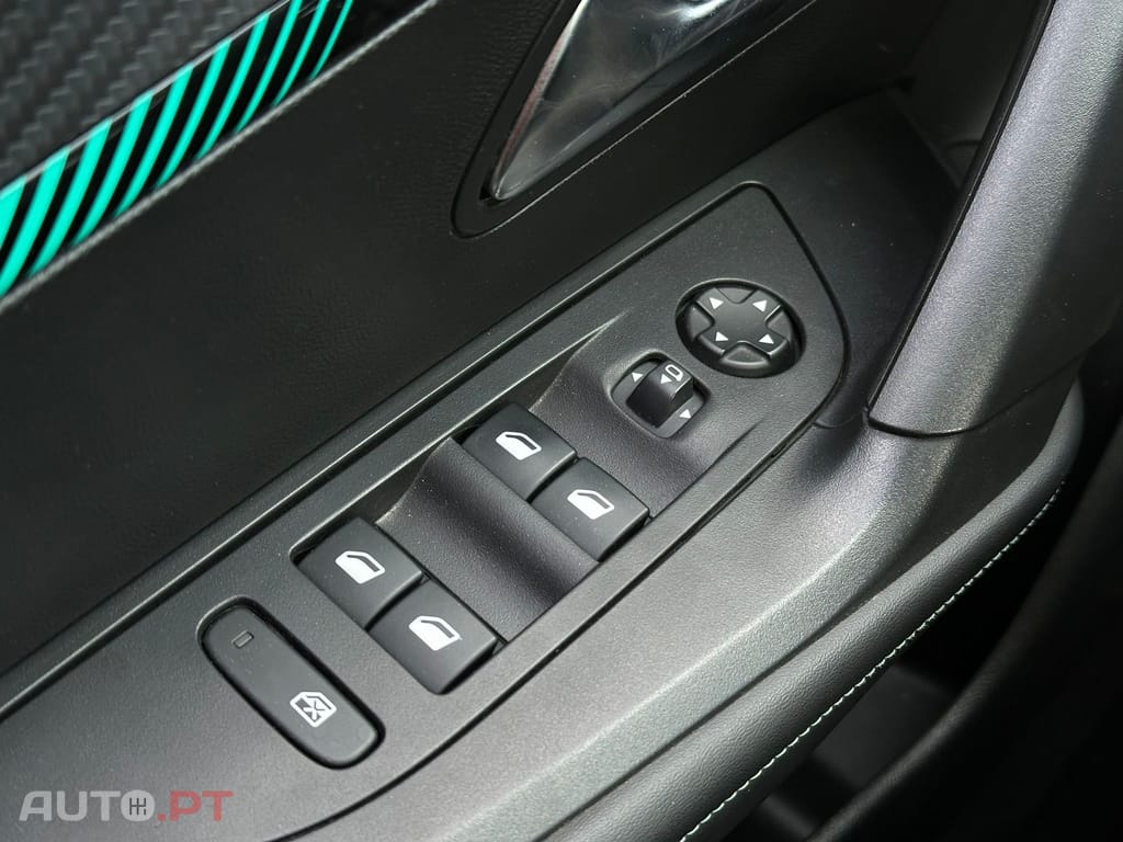 Peugeot 2008 1.5 BlueHDi Allure