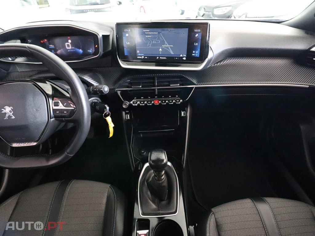 Peugeot 2008 1.2 PureTech Allure