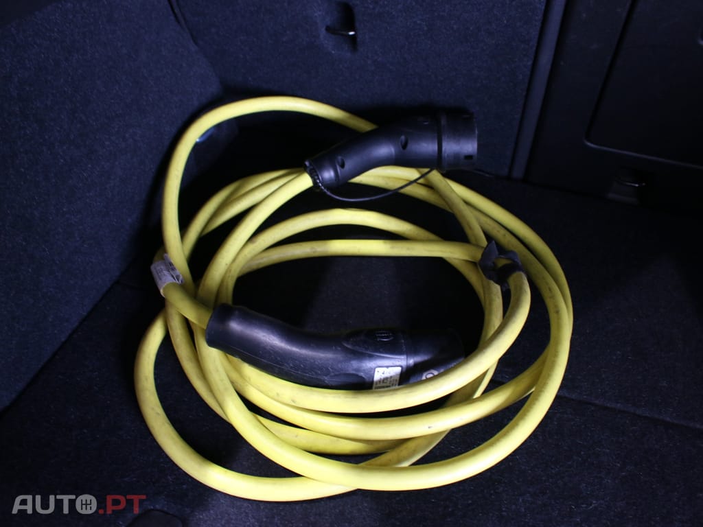 Volvo C40 Recharge Extended Range Core