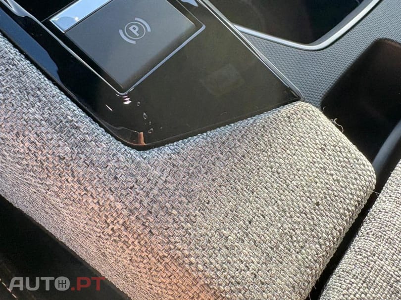 Peugeot 3008 1.2 Hybrid Allure E-DCS 6