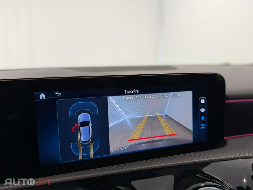 Mercedes-Benz A 250 e AMG Line