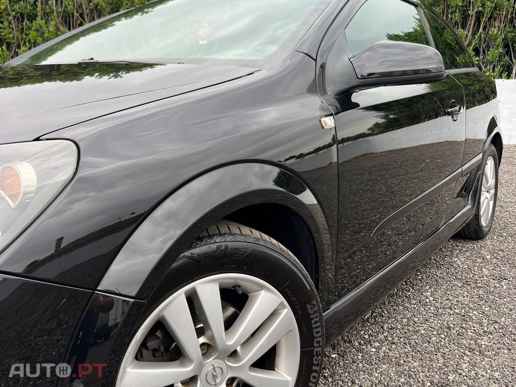 Opel Astra GTC 1.3 CDTi