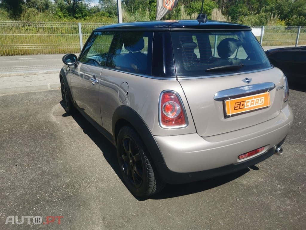 MINI Cooper Cooper D Baker Street
