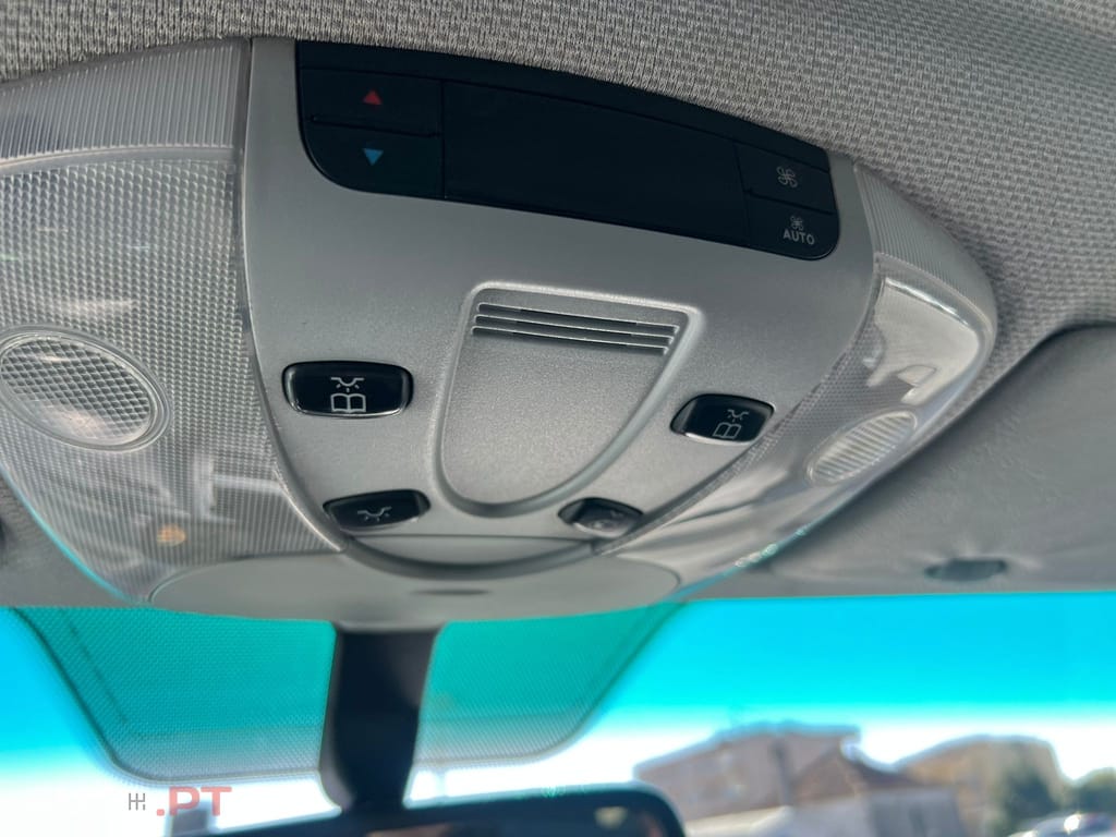 Mercedes-Benz Vito 9 LUGARES