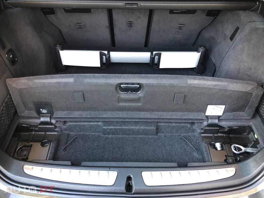 BMW 320 d Sport-Aut. Efficient Dynamics Edition Sport Line