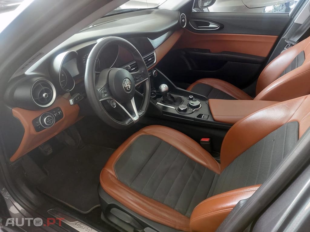 Alfa Romeo Giulia 2.2 D 
