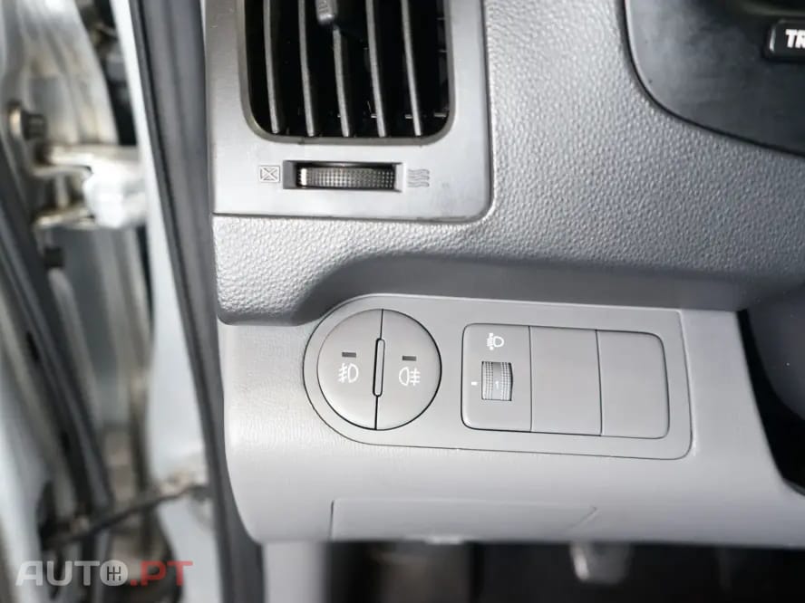 Hyundai H-1 2.5 CRDi Travel Comfort