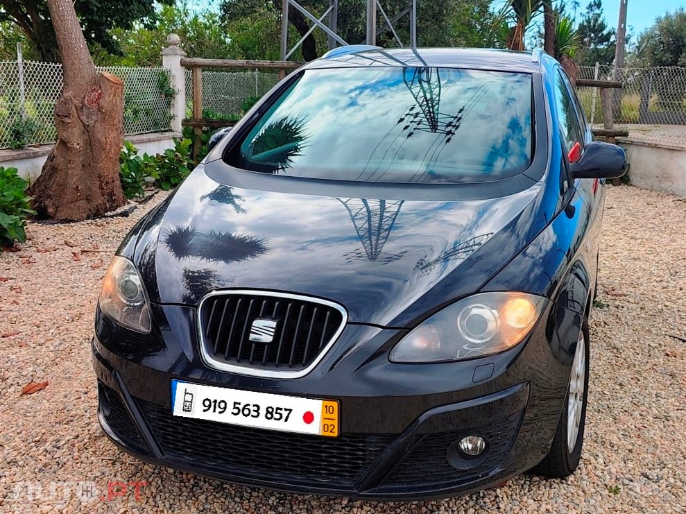 Seat Altea XL Sport 1.6 TDI 105cv / 109 Eur mês