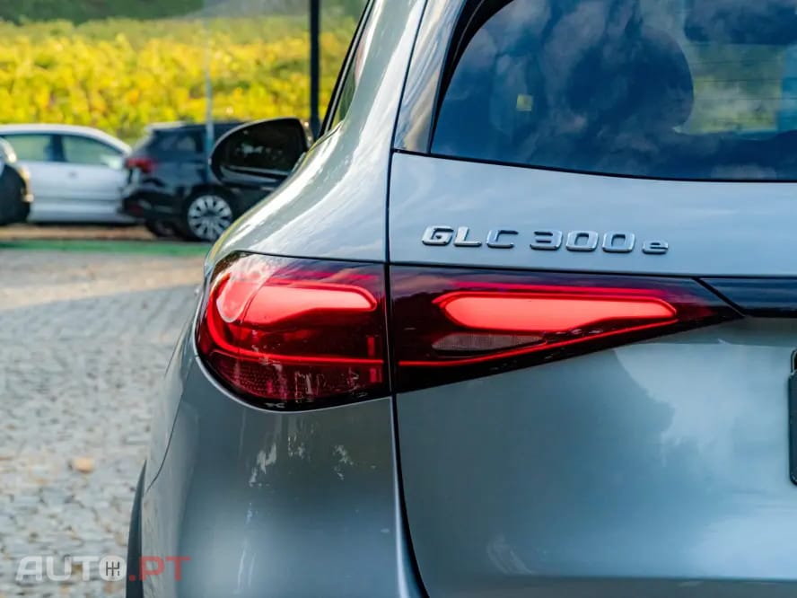 Mercedes-Benz GLC 300 e 4Matic 9G-TRONIC AMG Line Advanced