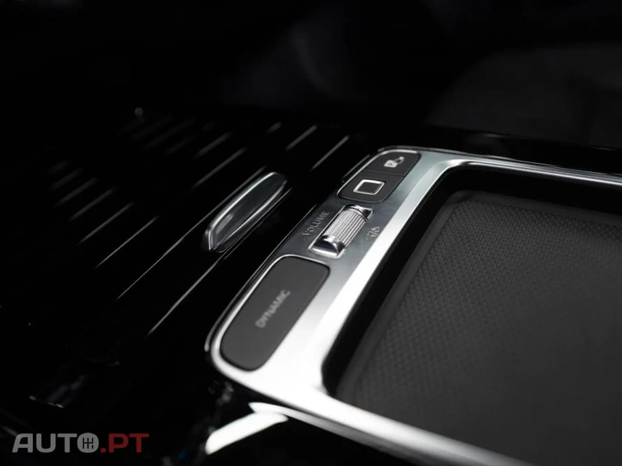 Mercedes-Benz CLA 250 e Shooting Brake AMG Line