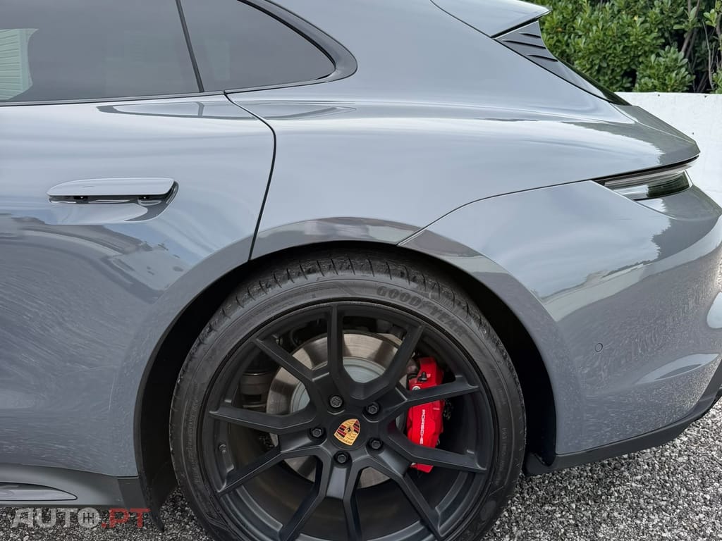 Porsche Taycan GTS