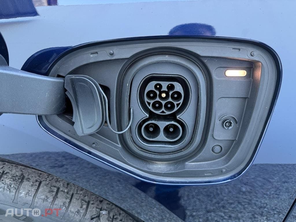 Jaguar I-Pace EV400 AWD R-DYNAMIC SE