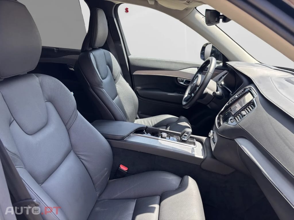 Volvo XC90 2.0 T8 PHEV Plus Bright AWD